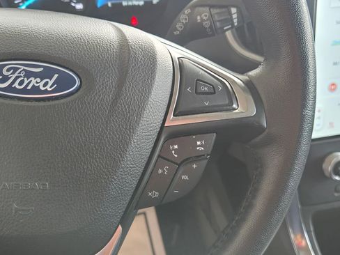 Used 2022 Ford Edge Titanium w/ Equipment Group 301A image 16