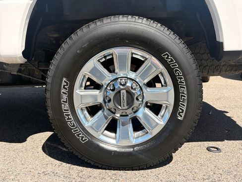 Used 2019 Ford F350 Platinum w/ Platinum Ultimate Package AWD/4WD image 9