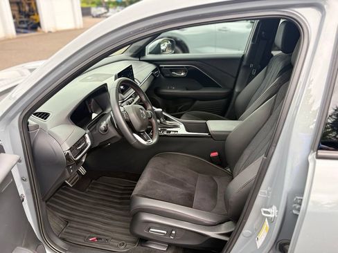 Certified 2025 Acura ADX A-Spec AWD/4WD image 9
