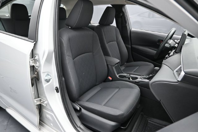 Used 2024 Toyota Corolla LE FWD image 29