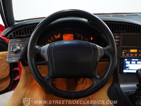 Used 1990 Chevrolet Corvette Convertible RWD image 40