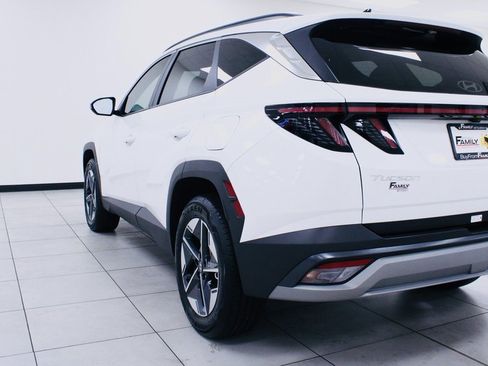 Used 2025 Hyundai Tucson SEL image 3