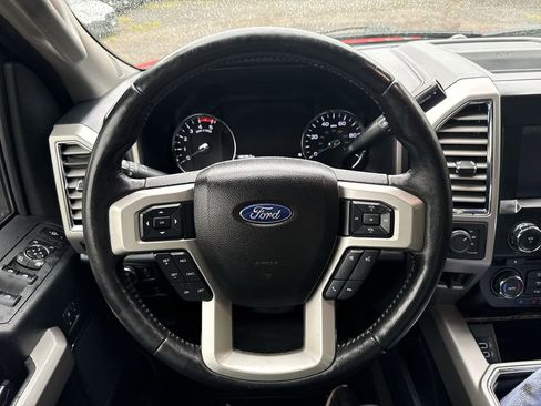 Used 2017 Ford F250 Lariat w/ Lariat Ultimate Package AWD/4WD image 14