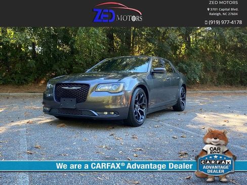 Used 2019 Chrysler 300 S image 1
