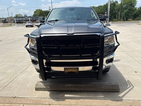 Used 2020 RAM 1500 Big Horn AWD/4WD image 2