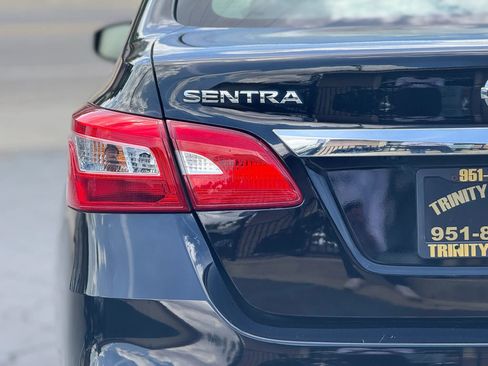 Used 2019 Nissan Sentra SV image 6