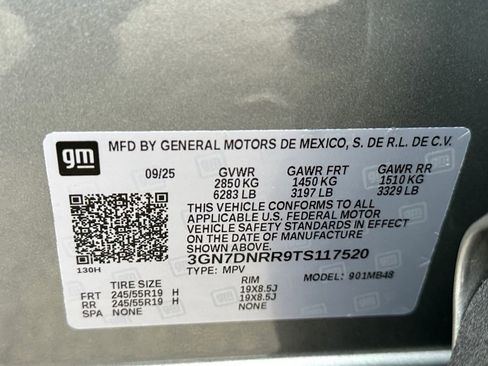 New 2026 Chevrolet Equinox EV LT image 26