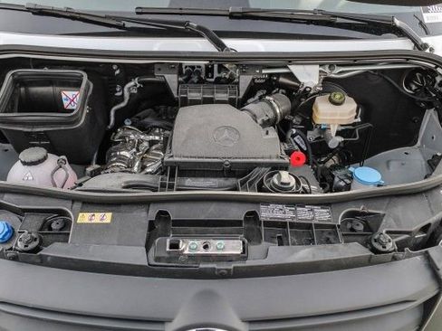 New 2025 Mercedes-Benz Sprinter 2500 image 28