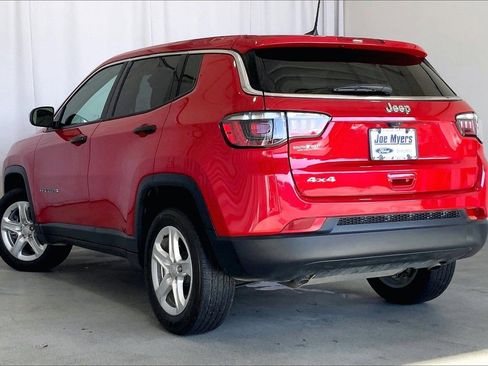 Used 2023 Jeep Compass Sport image 10