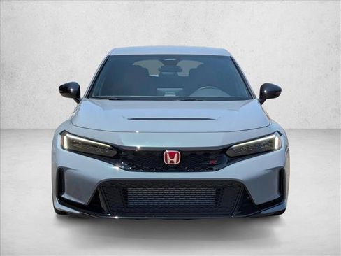 Used 2024 Honda Civic Type R image 2
