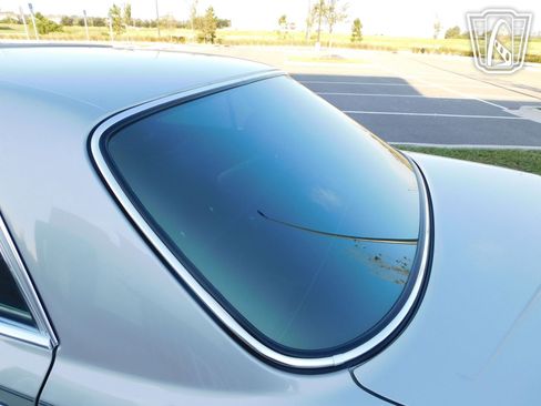 Used 1990 Mercedes-Benz 300 SE image 35