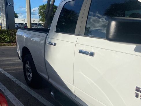 Used 2014 RAM 1500 Classic SLT image 32