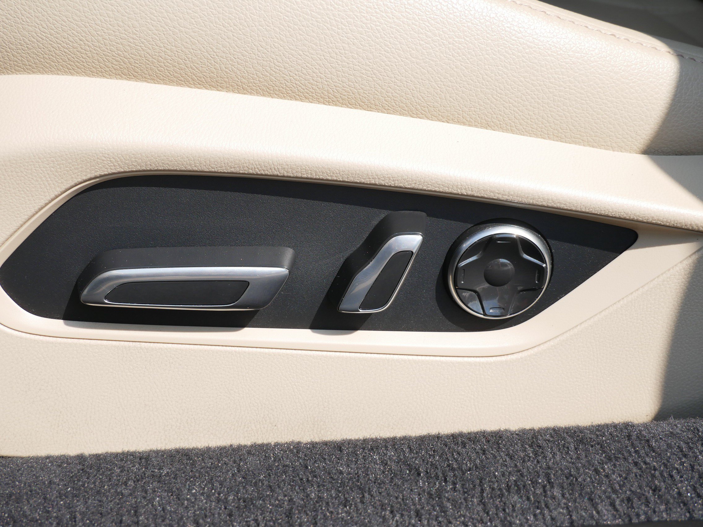 Used 2021 Acura TLX FWD image 7