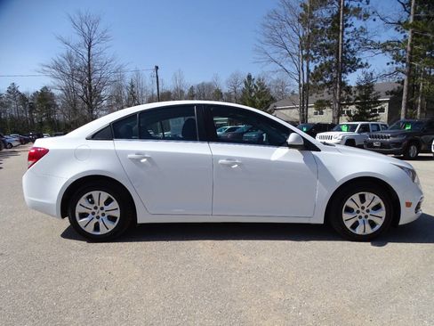 Used 2016 Chevrolet Cruze Limited LT FWD image 36