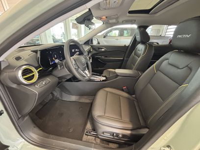 New 2026 Chevrolet Trax ACTIV w/ Sunroof Package