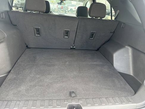 Used 2022 Chevrolet Equinox LS w/ LS Convenience Package image 18