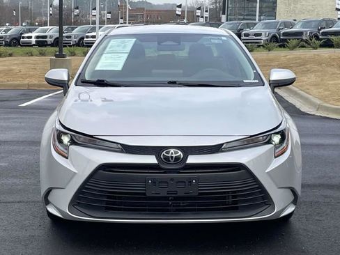 Used 2023 Toyota Corolla LE image 8