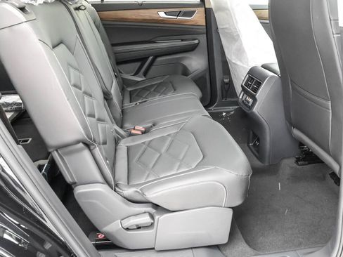 New 2026 Volkswagen Atlas SE image 40