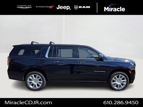 Used 2024 Chevrolet Suburban High Country w/ Advanced Technology Package AWD/4WD image 7