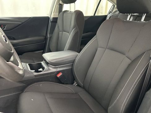 Used 2022 Subaru Legacy image 9