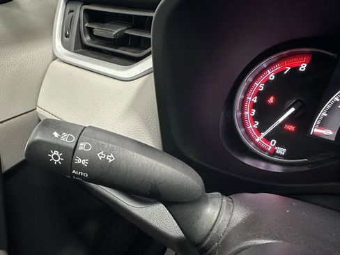 Used 2025 Toyota RAV4 XLE image 21