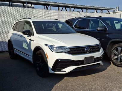 Used 2022 Volkswagen Tiguan SE R-Line