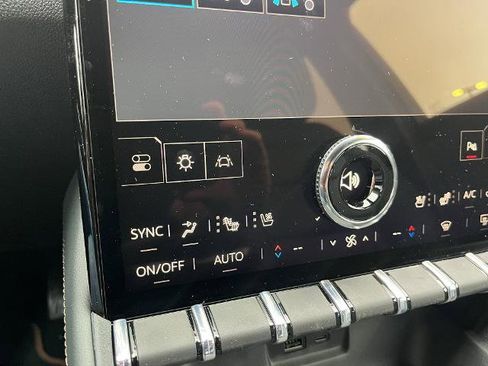 New 2026 GMC Terrain AT4 w/ Convenience Package III image 15