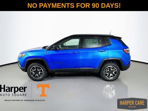 New 2026 Jeep Compass Trailhawk w/ Sun, Sound & Navigation Group image 10