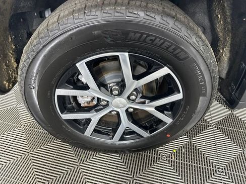 New 2026 Jeep Grand Cherokee Limited AWD/4WD image 10