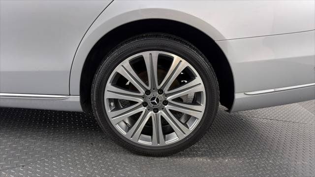 Used 2018 Mercedes-Benz E 300 4MATIC w/ Premium 1 Package image 37