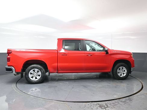 Used 2025 Chevrolet Silverado 1500 LT w/ Work Truck Package AWD/4WD image 4