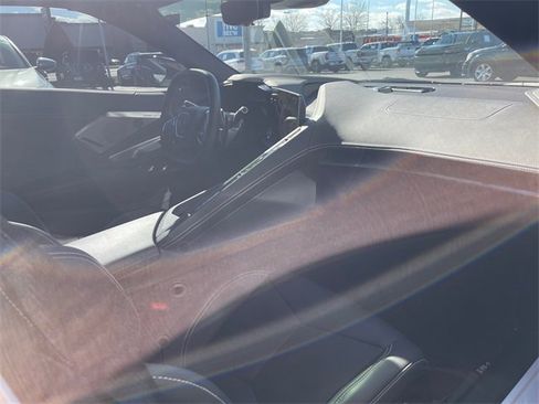 Used 2025 Chevrolet Corvette Stingray Preferred Cpe w/ Battery Protection Package image 27