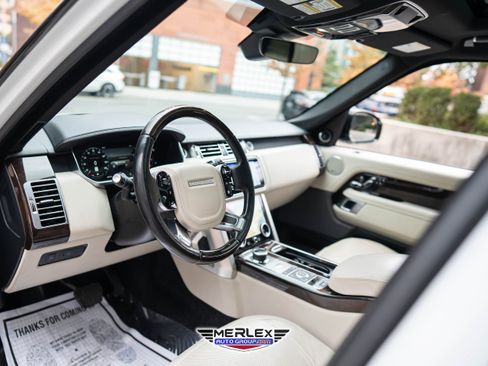 Used 2018 Land Rover Range Rover Supercharged image 13