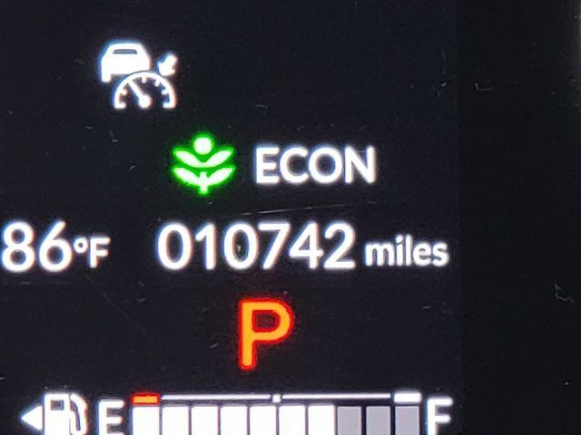 Certified 2024 Honda HR-V EX-L image 33