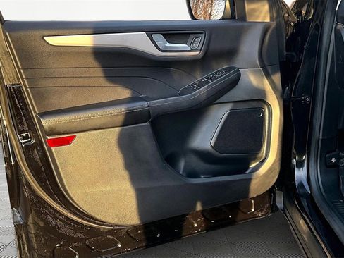 Used 2021 Ford Escape SE w/ Convenience Package image 23