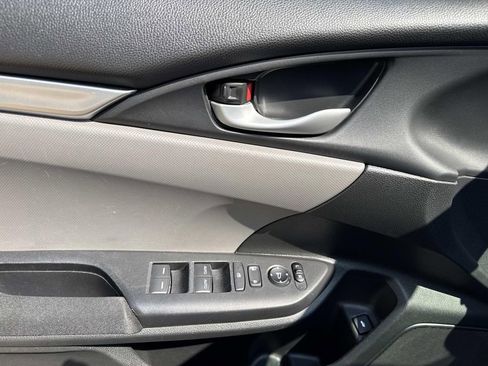 Used 2019 Honda Civic LX image 21