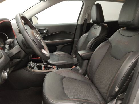 Used 2021 Jeep Compass Trailhawk AWD/4WD image 17