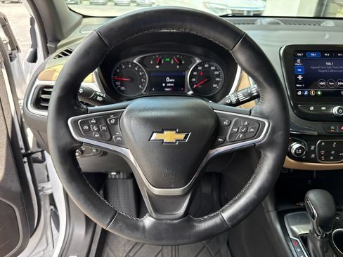 Used 2023 Chevrolet Equinox Premier FWD image 11