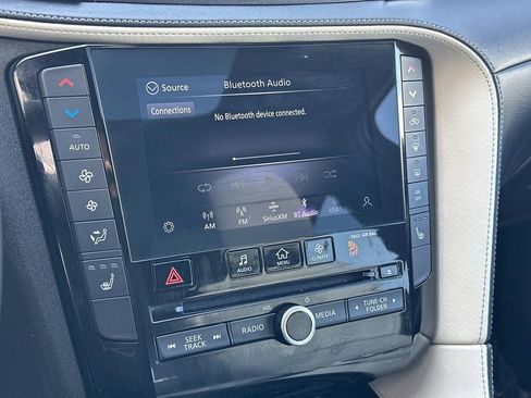 Used 2025 INFINITI QX55 Luxe w/ Cargo Package image 13