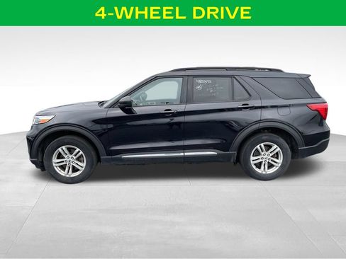 Used 2022 Ford Explorer XLT AWD/4WD image 7
