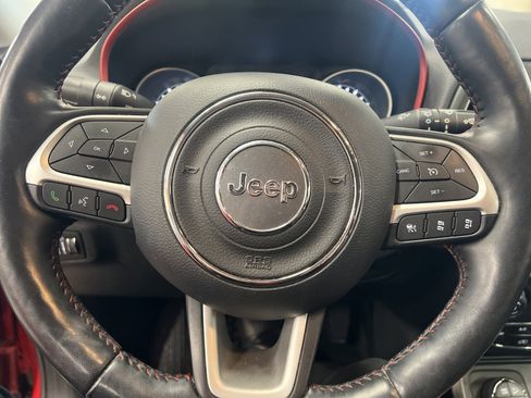 Used 2021 Jeep Compass Trailhawk w/ Convenience Group image 9