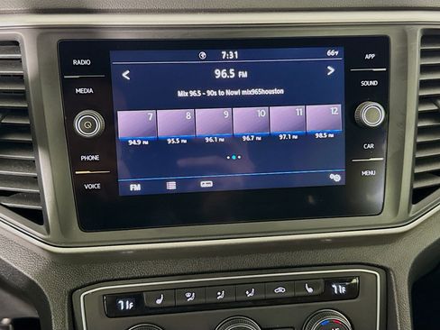 Used 2021 Volkswagen Atlas SE image 17