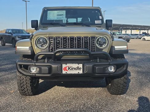 New 2026 Jeep Gladiator Willys AWD/4WD image 2