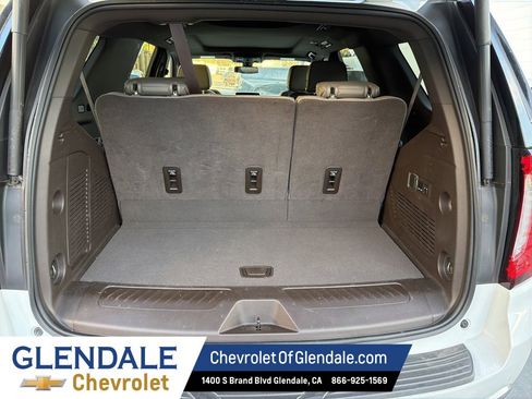 Used 2022 GMC Yukon SLT w/ SLT Premium Package image 22