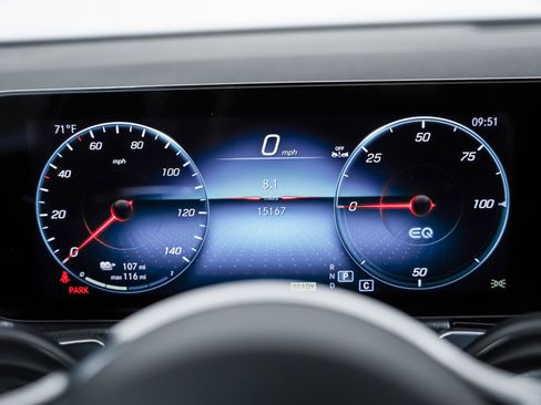 Certified 2023 Mercedes-Benz EQB 300 4MATIC w/ Exclusive Package image 13