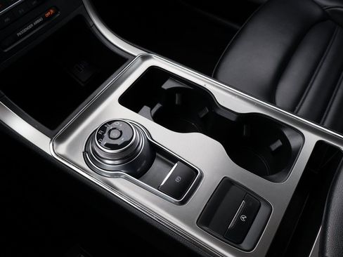 Used 2022 Ford Edge SEL image 28