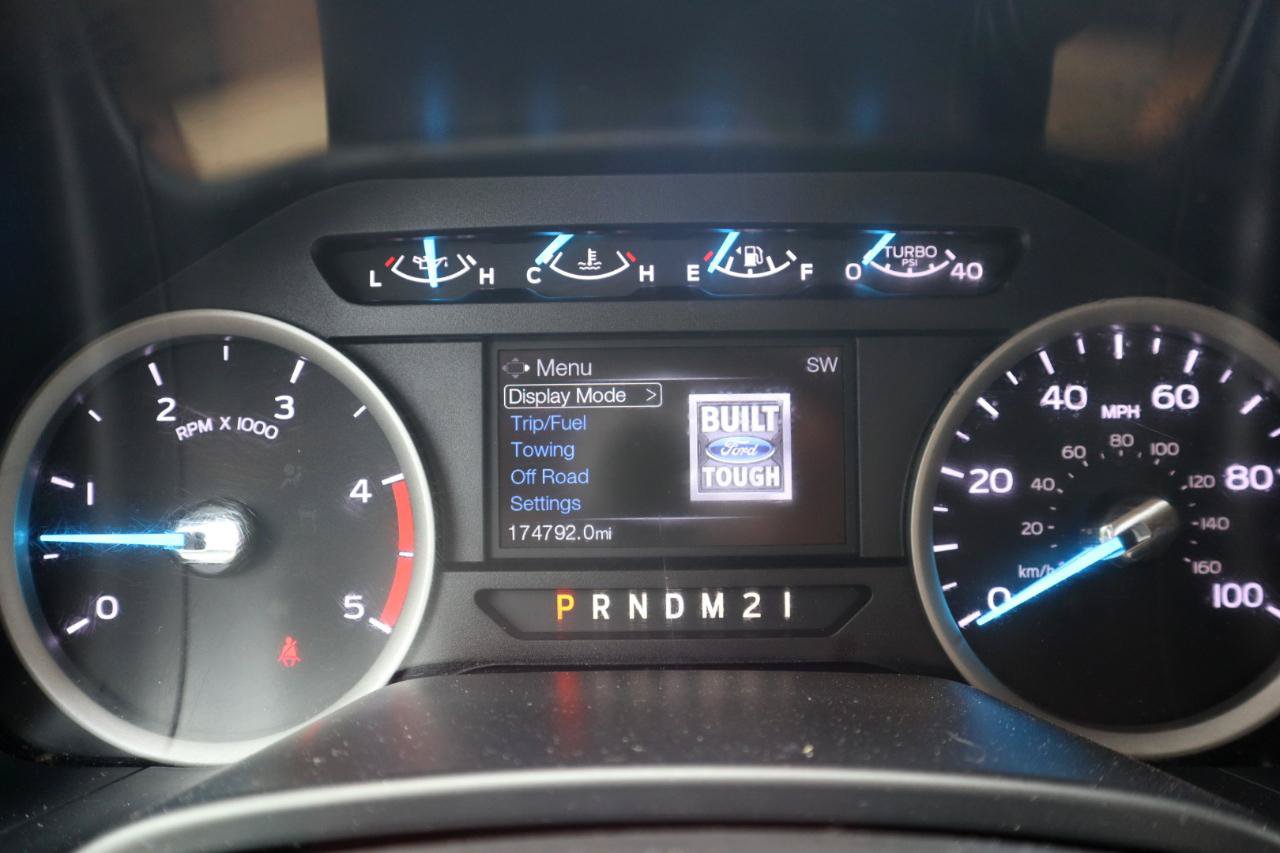 Used 2017 Ford F250 XLT w/ XLT Premium Package AWD/4WD image 9