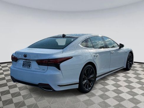 Used 2022 Lexus LS 500 F Sport w/ Accessory Package (Z1) AWD/4WD image 2