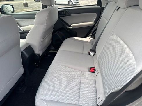 Used 2018 Subaru Forester 2.5i w/ Alloy Wheel Package AWD/4WD image 11