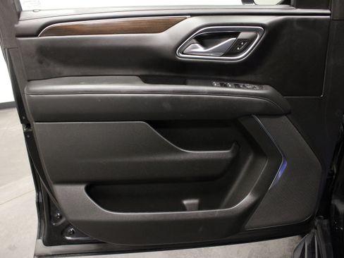 Used 2023 GMC Yukon SLE AWD/4WD image 20